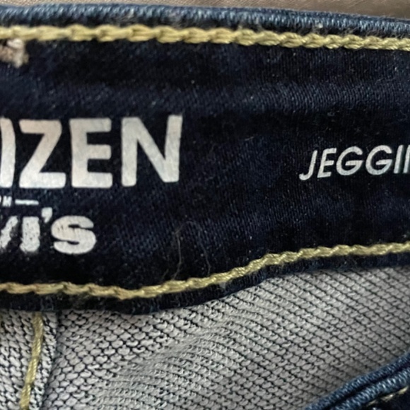 Levis Denizen Jeggings - Picture 3 of 4